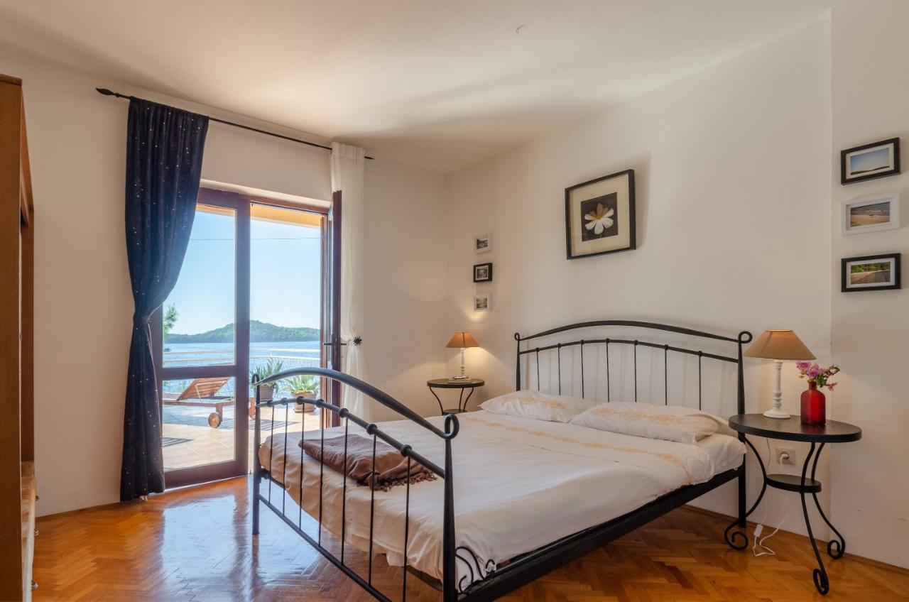By The Sea Apartment Marta Prizba Εξωτερικό φωτογραφία