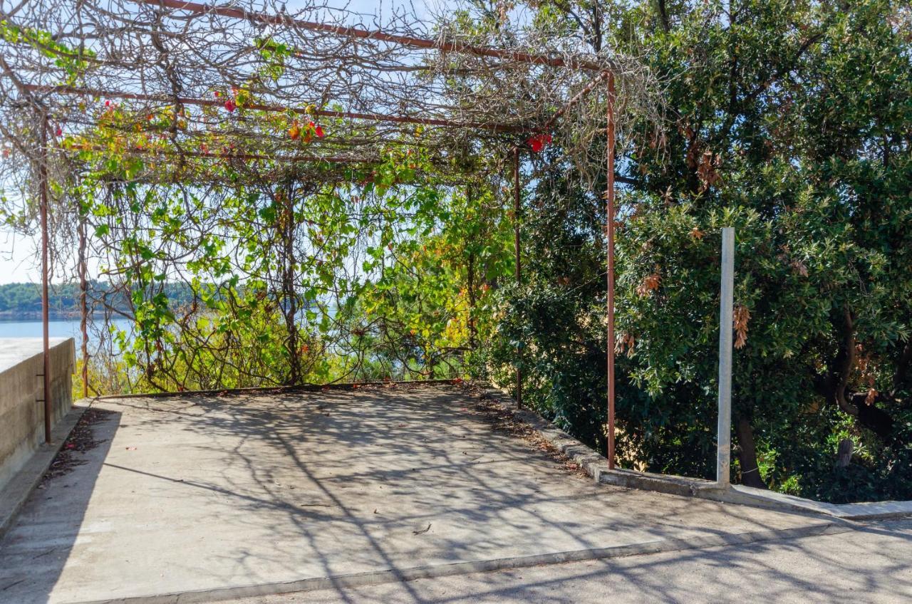 By The Sea Apartment Marta Prizba Εξωτερικό φωτογραφία